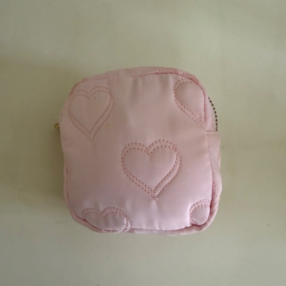 Stoney Clover Lane x Target Cosmetic Bag - Picture 3 of 5